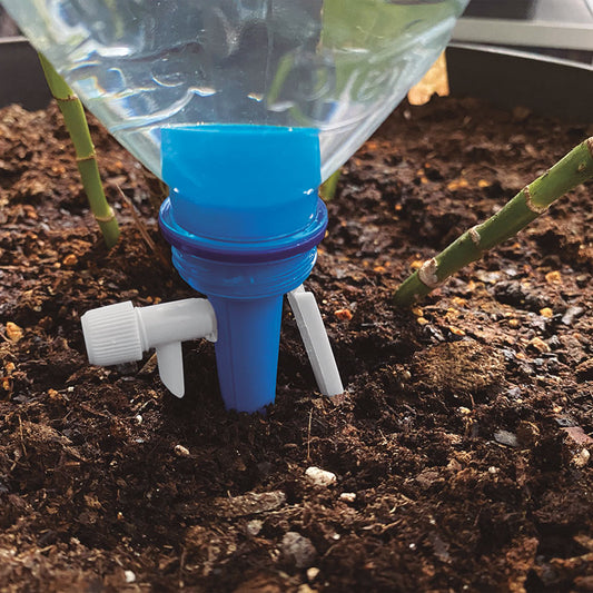 CONO DE RIEGO PARA BOTELLA 6 UN